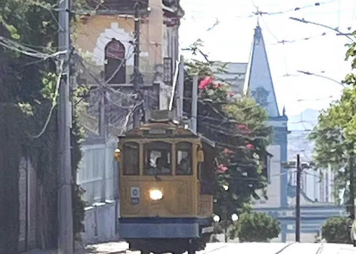 Ap Em Santa Teresa Com Vista Para O Centro Da Cidade